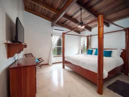 RBR 1-1C Oceanfront 2 BR