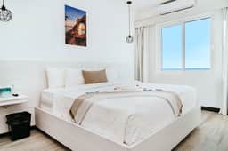 Sunset Suite Unit 517