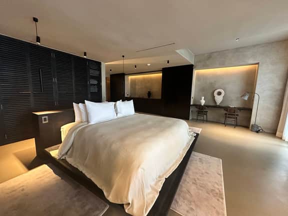 Abrazos Suite 2