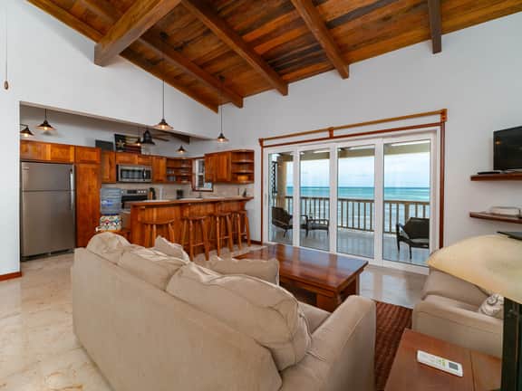 RBR 1-1C Oceanfront 2 BR