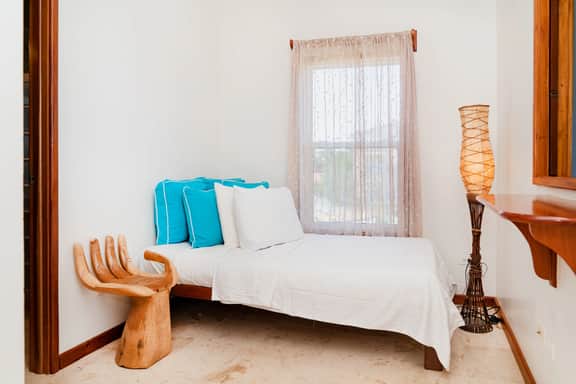 RBR 1-3B Oceanfront 2 BR