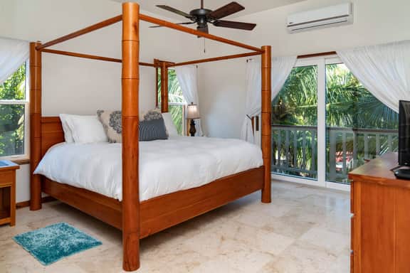 RBR 10-1B Oceanfront 2 BR