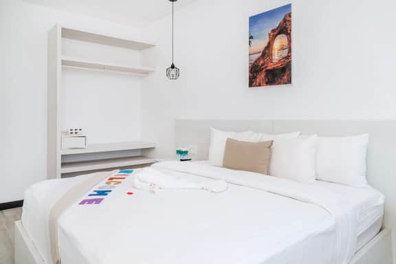 Sunset Suite Unit 517