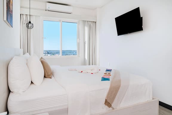Sunset Suite Unit 517