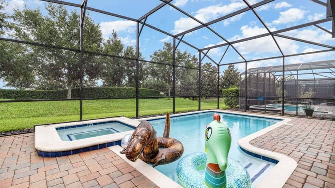Staying at a Disney Resort vs Vacation Rental Villa