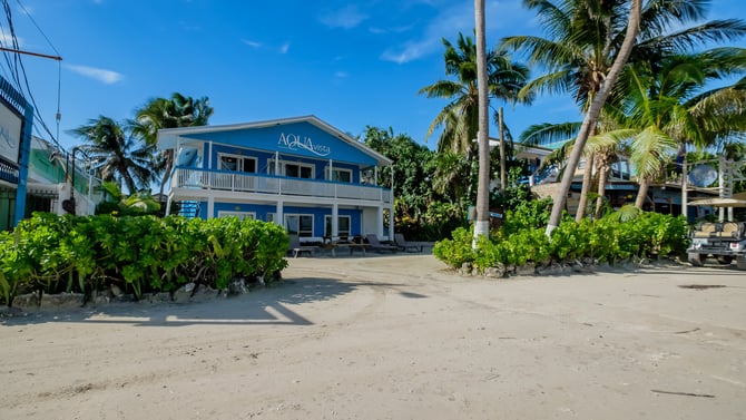 Caribbean Beachfront Suites in Belize 6-Suite Boutique Hotel